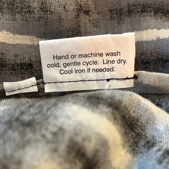 Rock Flower Paper Olive Patterned Tunic - Picture 8 of 8